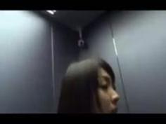 《人妻,個人撮影》公衆トイレで調教済み人妻が「しゃぶりたいです･･･」イラマチオで喉奥を犯す素人のエロ動画がヤバい