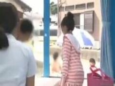 【素人ナンパ】友達同士の男女でスケスケ素股　我慢できないよね～　ドキドキモニタリング