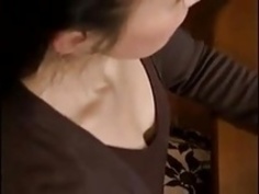 角張った日本の主婦が家具を犯した