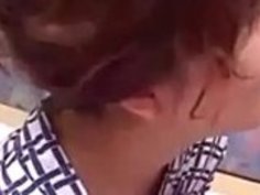 45歳の日本人のお母さんと彼女の息子のファック - Watch part2 on Meettube.net