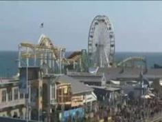 アメリカのハイスクールに通う巨乳パイパン女子校生がバス車内で集団レイプに遭遇