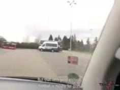 チェコ発の素人風ナンパカーセックスチャンネル。段々ノッてきた女性が、たまらず男に「ねぇ、電話番号教えて。また後でヤリましょ」っていうセリフがたまらなかったね。