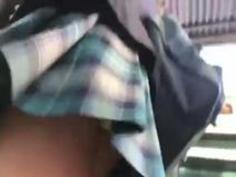 ミニスカの女のパンチラ盗撮個人撮影プレイがエロい!!【XVIDEOS動画】