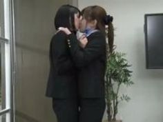 巨乳 レズ 美女 濃厚 乳