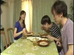 友人の母親 神波多一花