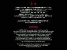 無修正｜小柄なコスプレお姉さんがツルツルまんこを執拗に弄られて泣き顔で感じる