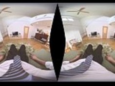 若い妻は、あなたが家に帰るときに完璧なフェラチオを与える日本の十代のVRポルノ