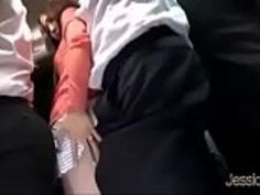 日本のSLUT in BUS