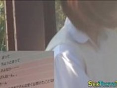 日本の十代の売春婦は吸う