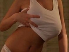 ヤれなくてもいいからこんな巨乳を思う存分もて遊んでみたい！｜イクイクXVIDEOS日本人無料エロ動画まとめ