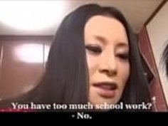 日本の母と若い息子 - porn4us.orgの第2部を見る