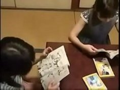 【近親相姦】友達と遊ぶＪＳの娘に親父が金を出し近親相姦を要求するが拒否られ、キレた親父は友達を帰らせ近親相姦オ〇ンコ強行どんだけド変態なんだよっ