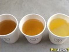 奇妙なアジアンピーズのカップ