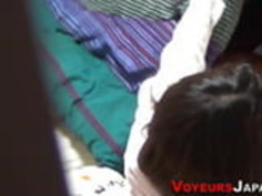 シャワーアジアンティーンベイビー