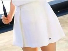 【イメージビデオ】バトミントンのラケットで新しいエロスを漂わすイメージビデオ