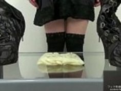 フードクラッシュフェチ靴の麺