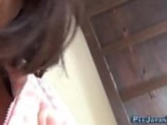 アジアンおしっこが床に浸かる