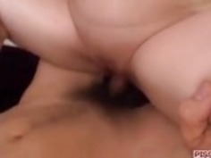 すばらしいArisa Nakanoのフル・ハードコア・グループ・プレイ