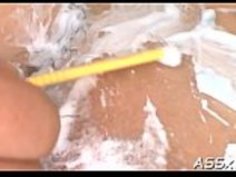 エロ東洋猫シェービングと肛門の侵略