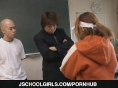 若いさや上戸のための学校ハードコア