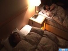 低俗なあかり君島沿っクソ瞬間を指