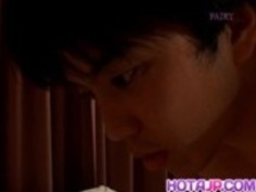 ジューシーなおっぱいと玲子花咲はコックを吸います