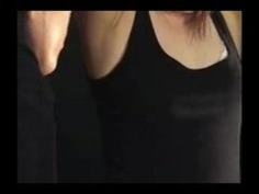 日本は拷問をくすぐります