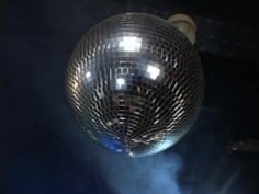 マイクロビキニオイリーダンス2シーン5 - シャカ