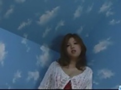 梨花Kurogawa巨乳の可愛い人は、浴槽にコックを吹きます