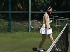 足立梨花 - テニス