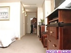 三木山城は猫なめと彼女はsuckeコックによって励起しました