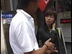 特許文献の女の子が夢中アップ