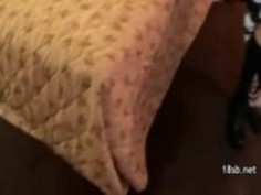 ベイブは巨根を吸うセックスポルノティーン