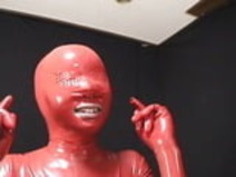 日本のラテックスキャットスーツ55