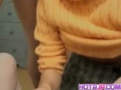 優はこすり毛深いスリットがあり、woodiesを吸います