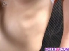 絶頂を取得するまでのかおり巨乳のストロークが上と上のコック