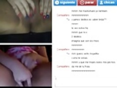 私のビデオのためのChatrandom女の子の指彼女のタイトな猫