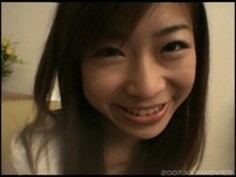 【無修正 AV女優 日向あみ】天然っぽいJKの妹にお金を払っておちんちん握ってもらって、、、