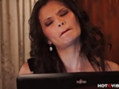 カフェでアジアの悲鳴