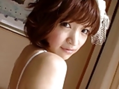 ソフトコアアジアの十代のランジェリーいじめる