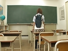 クラスでは、二人の男ファックサナアンジュタイトホールズ