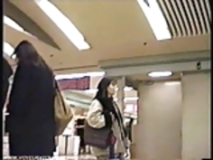 日本の女子高生屋外パンティースカート