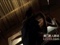 日本のエロティックな女性のタトゥー