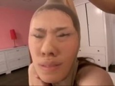 パンティストッキング・フェイス・エンキャプスメント（モデルは雌に変身）屈辱
