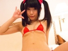 口でゴムを被せる仕草がエロ過ぎるロリレイヤーに突きまくり’月夢るな’ラブライブ！矢澤にこ