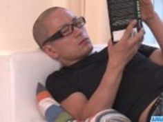 ローザ川島は良いおもちゃ用のパンティーを削除します