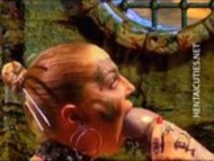 角質の3Dアニメの雌犬は巨大なペニスを吸う