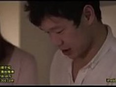 汗だく巨乳妻 ～猛暑の中旦那の目を盗んで隣人との情事～ 彩奈リナ