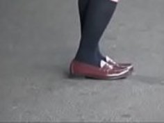 日本の女子高生ナチュラルナンバー無修正列車で見知らぬ人に犯される