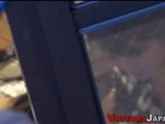 日本のレズビアンは食べる